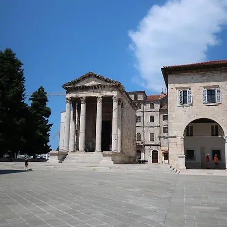 Διαμέρισμα Pula Central